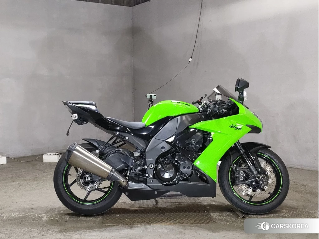 Проданный Kawasaki ZX-10R NINJA 2010 из Японии