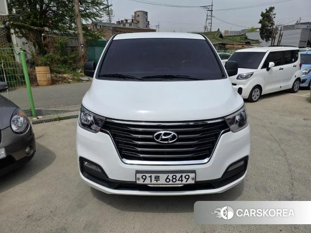 Hyundai The New Grand Starex 2018 Белый из Кореи