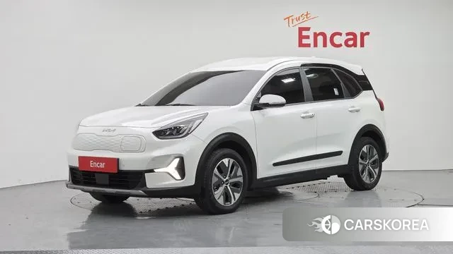 Kia Niro Plus 2022 Белый из Кореи
