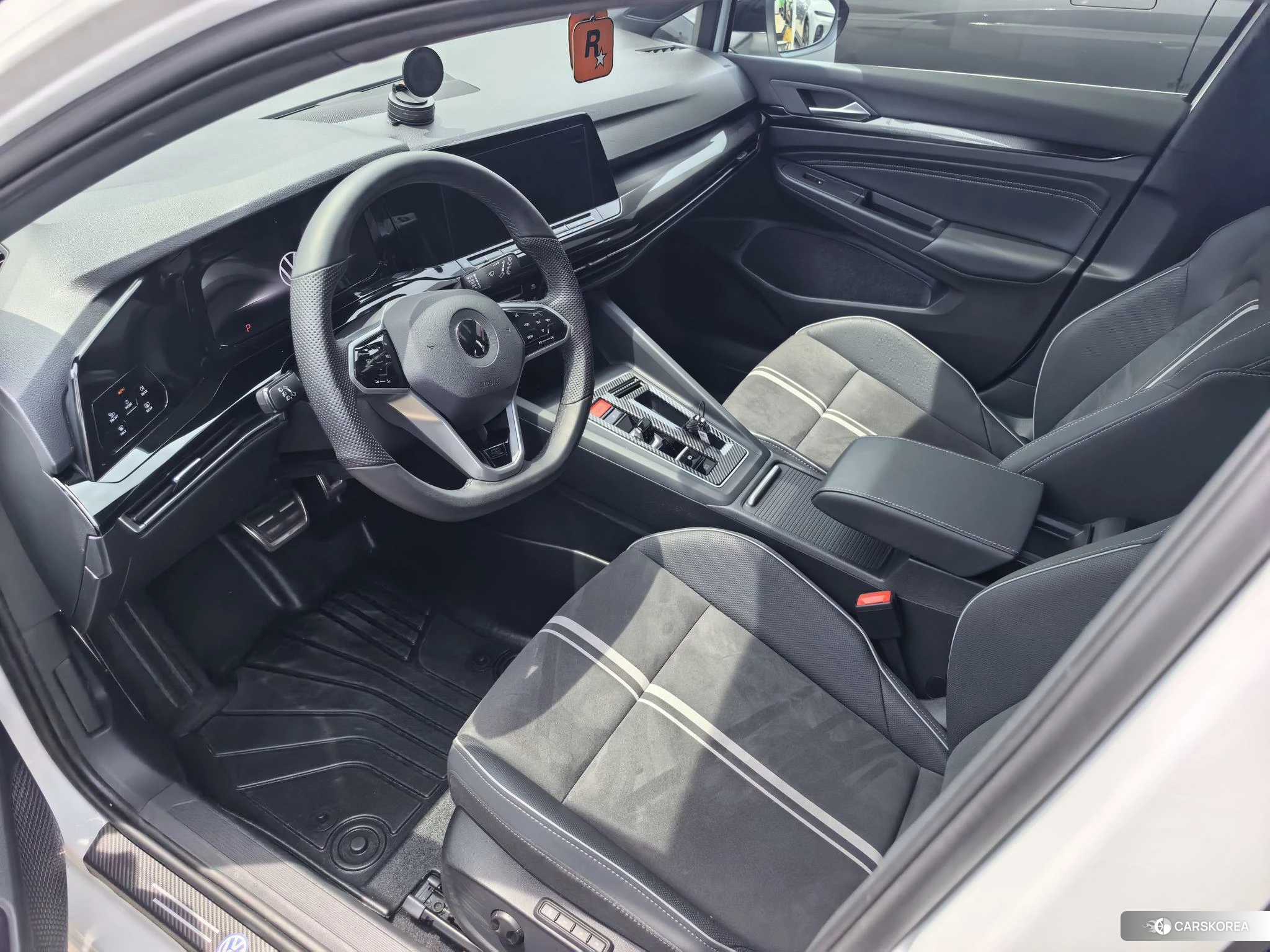 Volkswagen Golf 2023 Белый из Китая