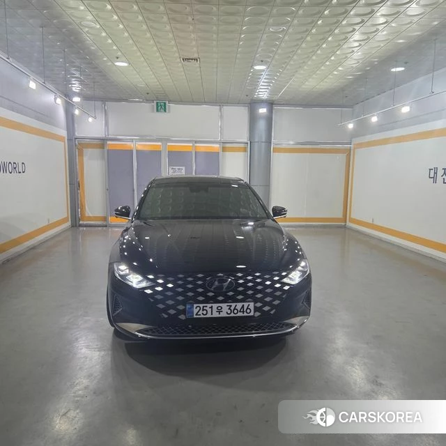 Hyundai The New Grandeur IG Hybrid 2021 Черный из Кореи