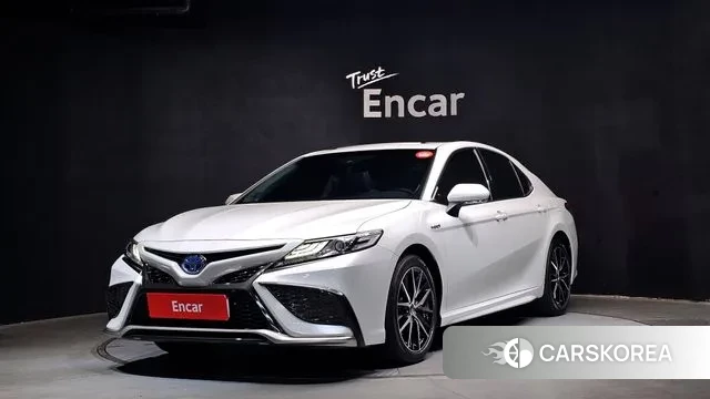 Toyota Camry (XV70) 2023 Белый из Кореи