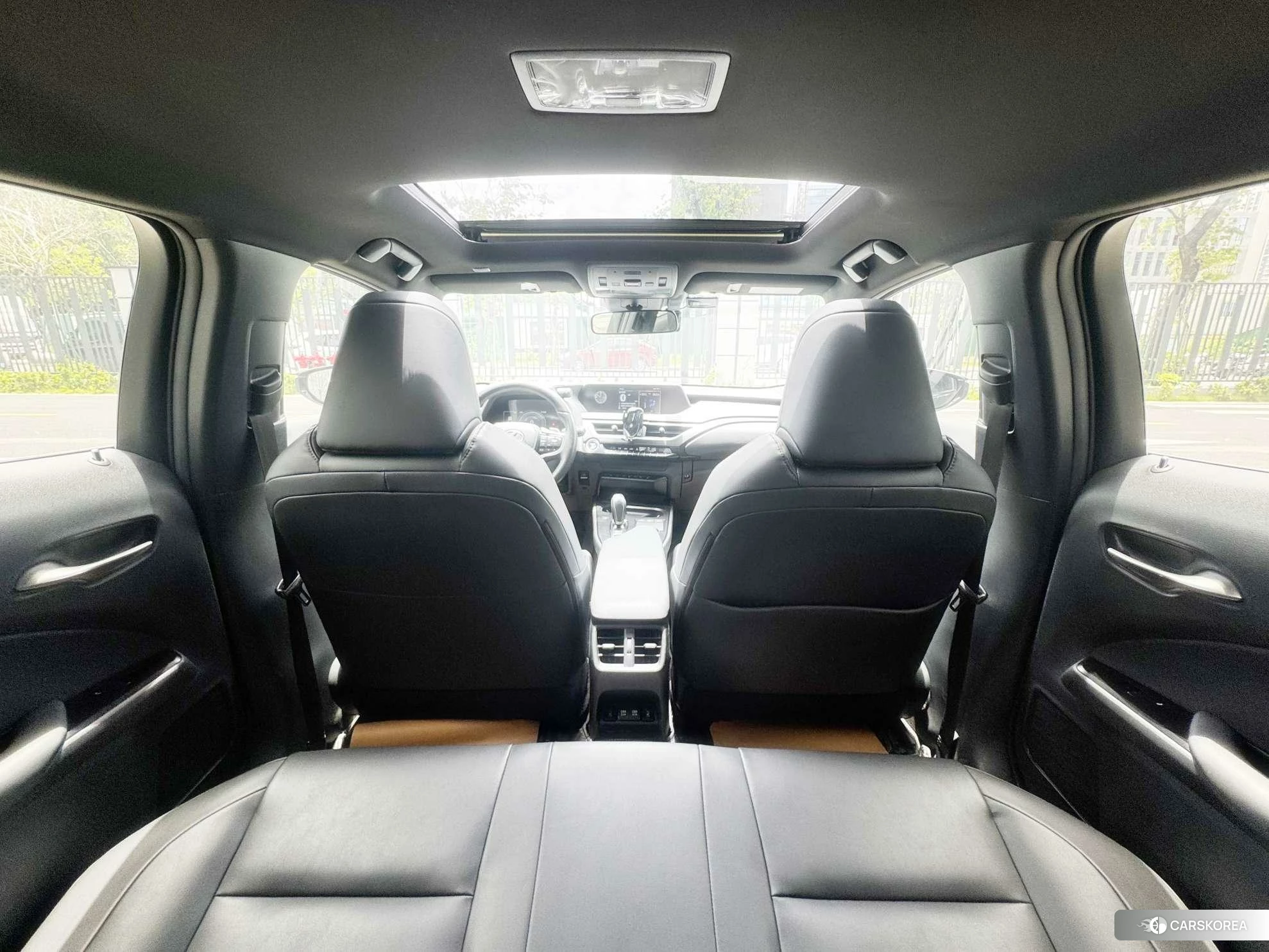 Lexus UX EV 2020 Зеленый из Китая
