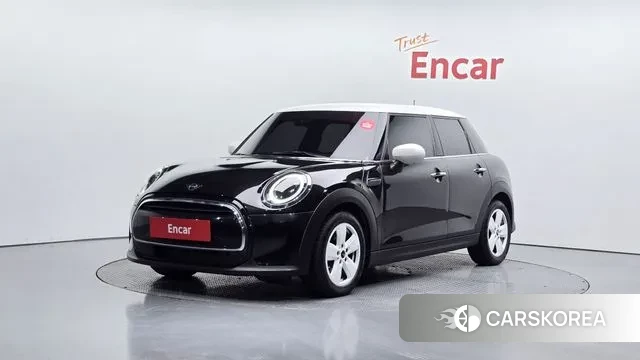 Mini Cooper 2022 Черный из Кореи