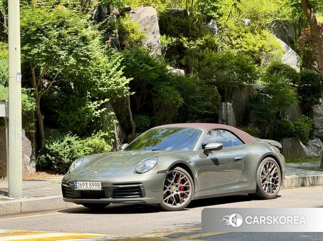 Porsche 911(992) 2021 Песочный из Кореи