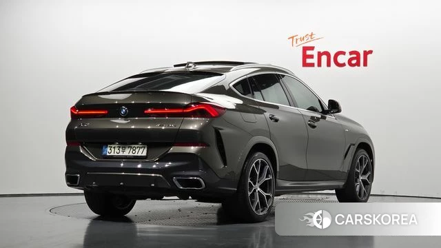 BMW X6 (G06) 2021 Коричневый из Кореи