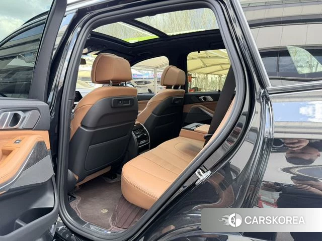 BMW X5 (imported) 2022 Черный из Китая
