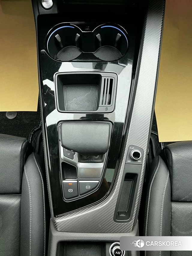 Audi A4L 2024 Белый из Китая