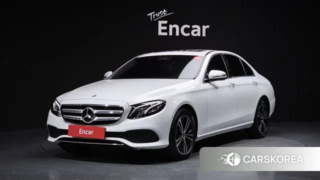 Mercedes-Benz E-Class W213 2020 Белый из Кореи