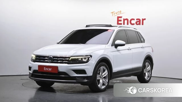 Volkswagen Tiguan second Generation 2020 Белый из Кореи