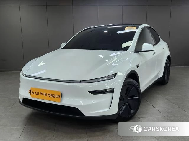 Tesla Model Y 2025 Белый из Кореи