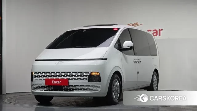 Hyundai Staria 2025 Белый из Кореи