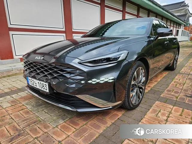 Kia K8 2023 Серый из Кореи