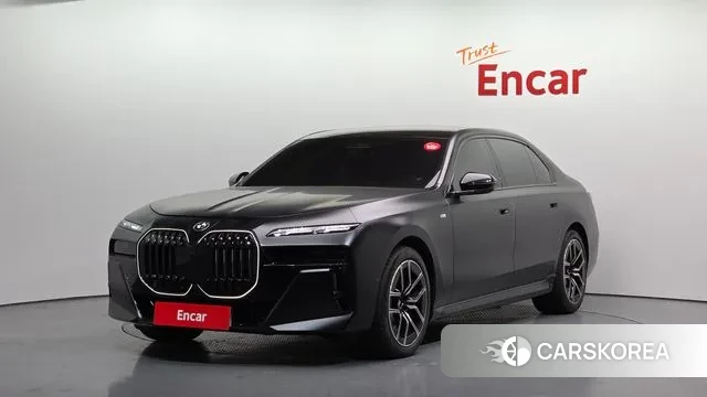 BMW 7 Series (G70) 2025 Черный из Кореи