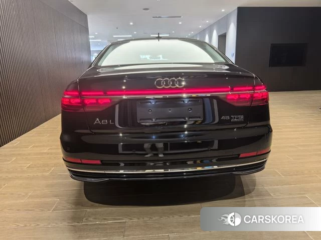 Audi A8 2025 Черный из Китая