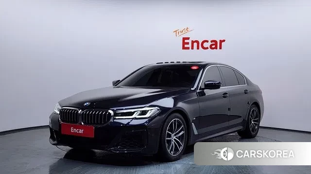 BMW 5 Series (G30) 2022 Черный из Кореи