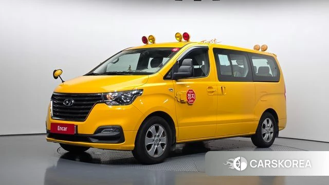 Hyundai The New Grand Starex 2018 Желтый из Кореи