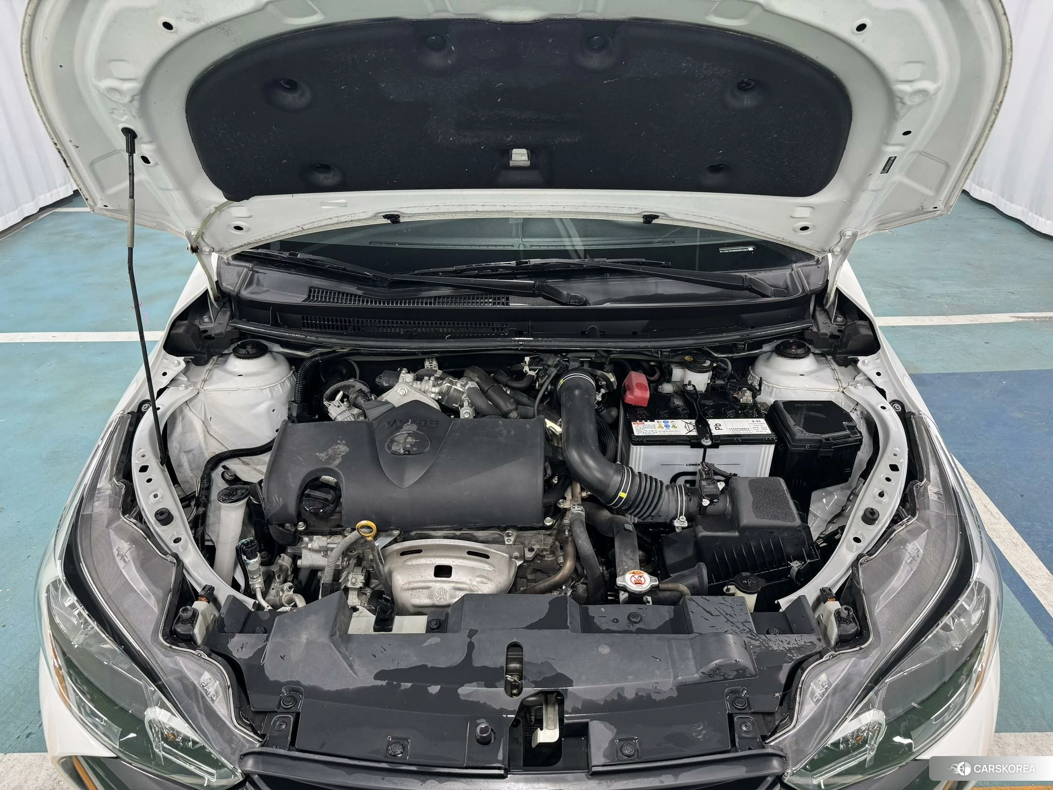 Toyota YARIS L Zhixuan 2021 Белый из Китая