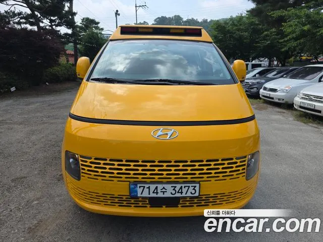 Hyundai Staria 2024 Желтый из Кореи