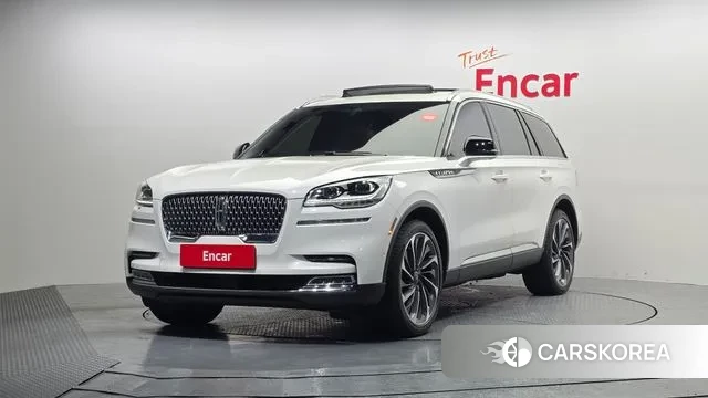 Lincoln Aviator 2nd generation 2021 Белый из Кореи