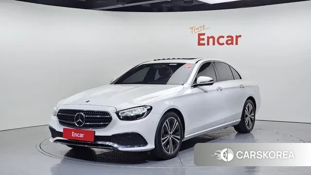 Mercedes-Benz E-Class W213 2021 Белый из Кореи