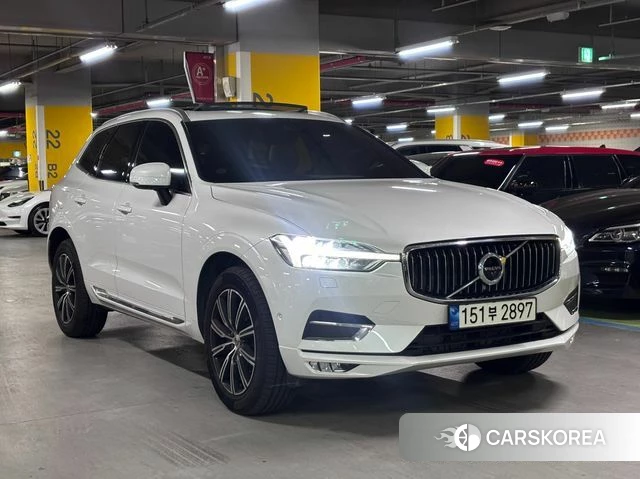 Volvo XC60 second Generation 2021 Белый из Кореи