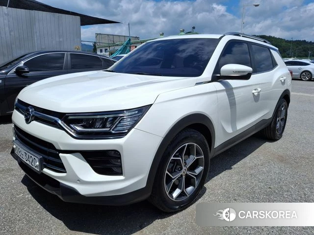 Ssangyong Beautiful Korando 2019 Белый из Кореи