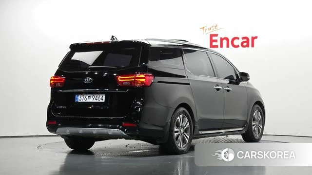 Kia The New Carnival 2019 Черный из Кореи