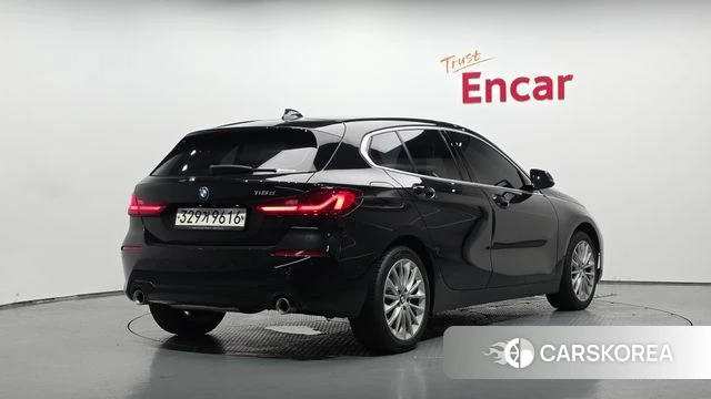 BMW 1 Series (F40) 2020 Черный из Кореи