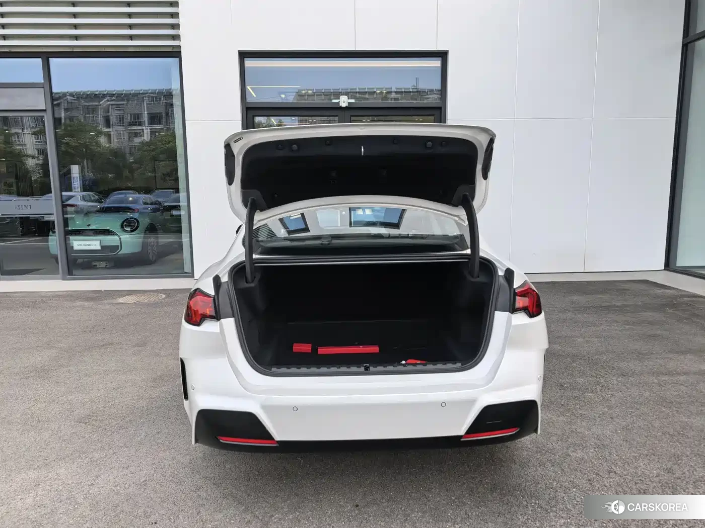 BMW 2 series 2025 Белый из Китая