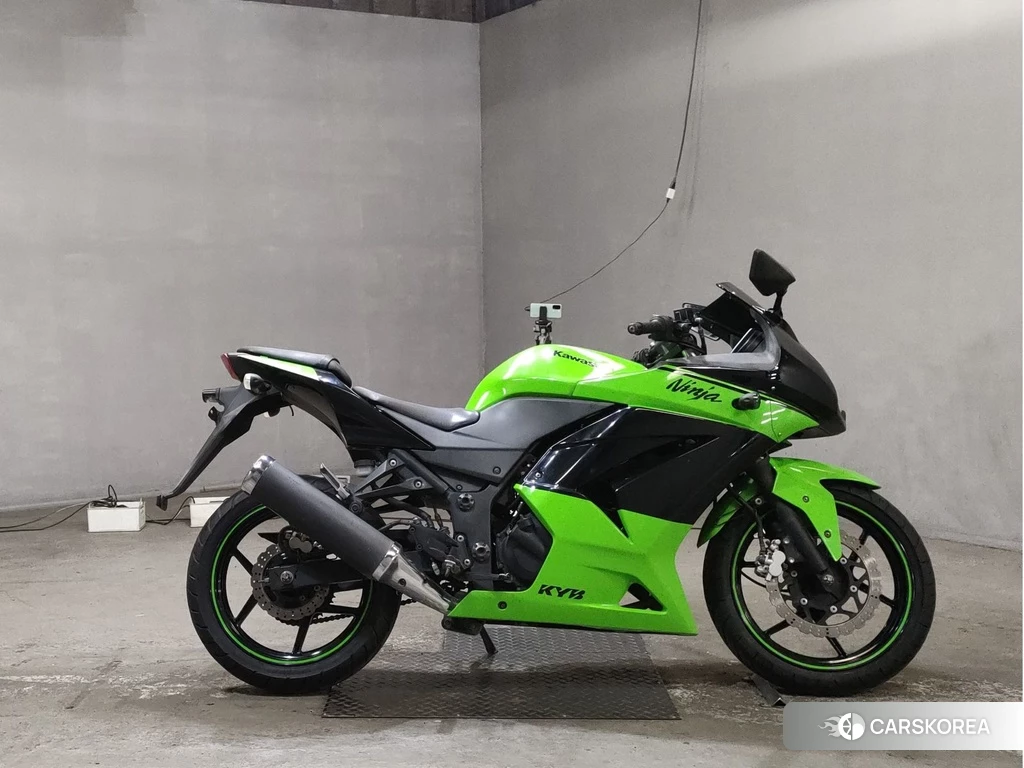 Проданный Kawasaki NINJA 250R id 4172134 из Японии, фото 2