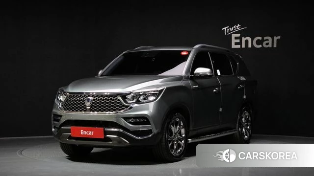 Ssangyong G4 Rexton 2019 Серебристо-серый из Кореи