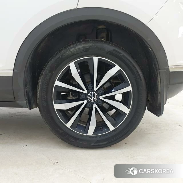 Volkswagen Exploring songs 2023 Белый из Китая