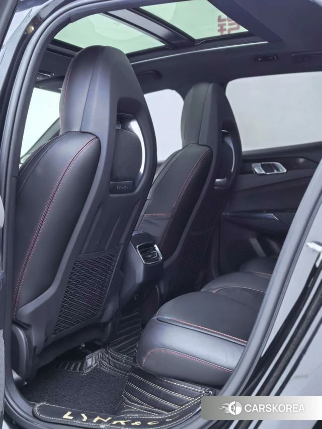 Lynk 03 2018 Черный из Китая
