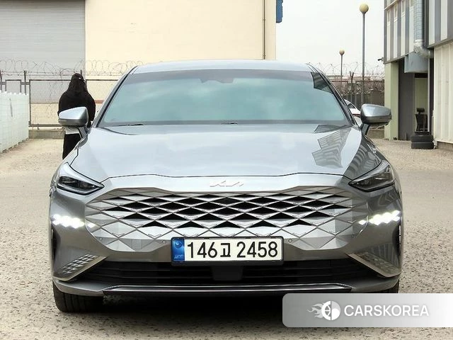 Kia K8 2022 Серый из Кореи