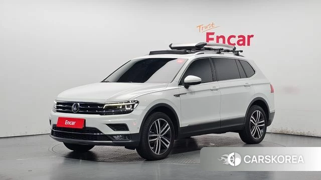 Volkswagen Tiguan Allspace 2020 Белый из Кореи