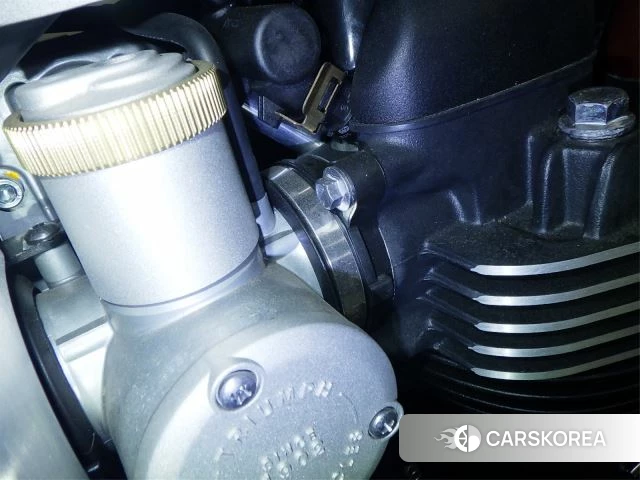Engine photo
