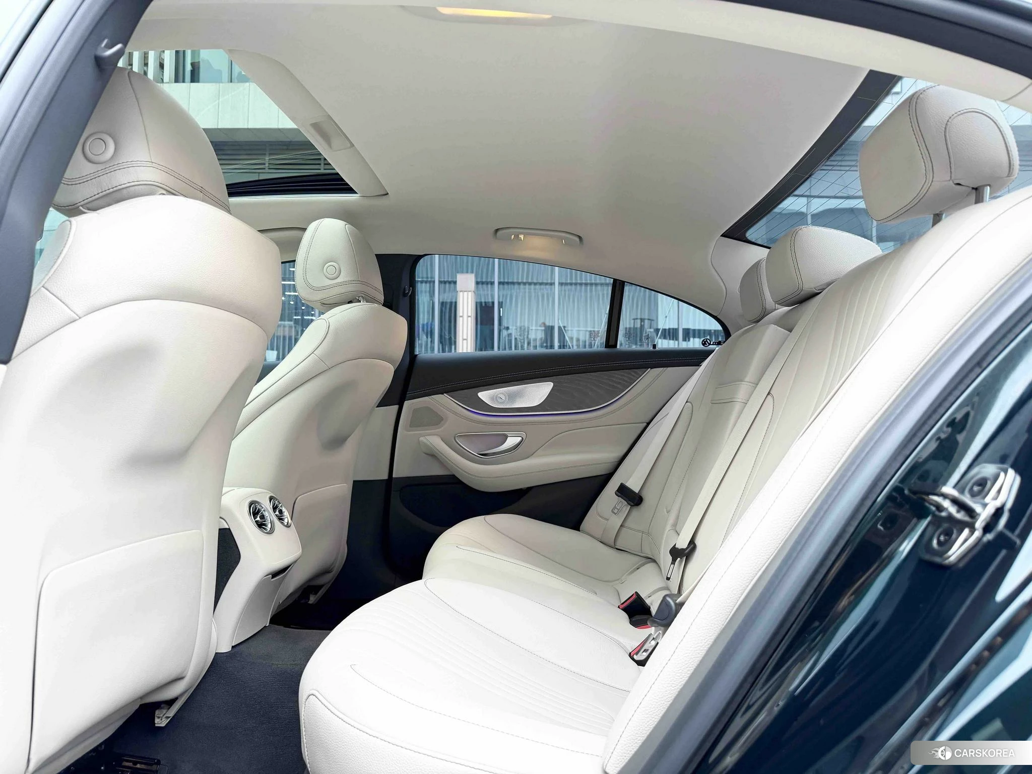 Mercedes-Benz CLS 2022 Зеленый из Китая