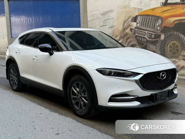 Mazda CX-4 2023 Белый из Китая