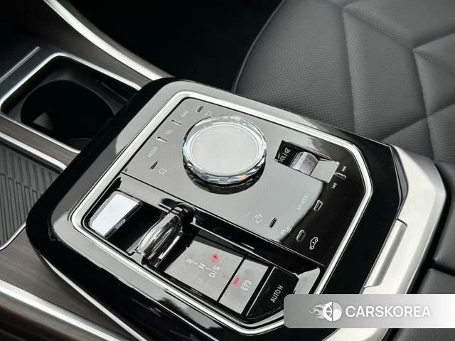 BMW 7 series 2024 Черный из Китая