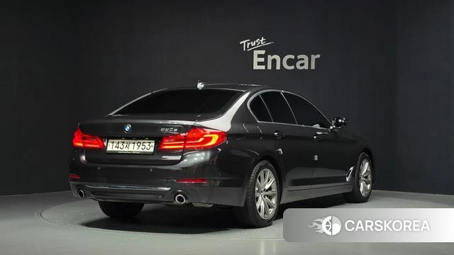 BMW 5 Series (G30) 2020 Серый из Кореи