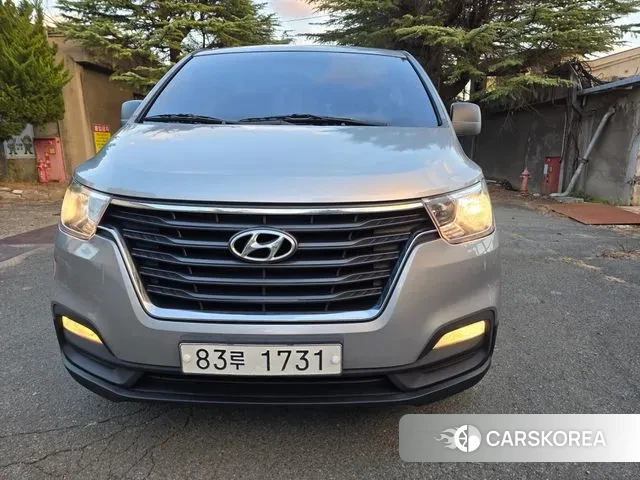 Hyundai The New Grand Starex 2019 Серебряный из Кореи