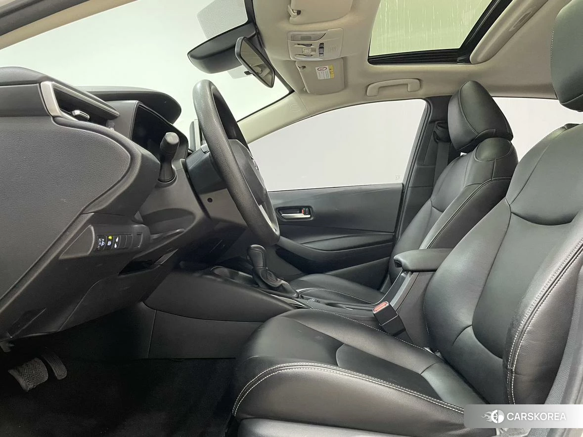 Toyota Corolla 2021 Белый из Китая