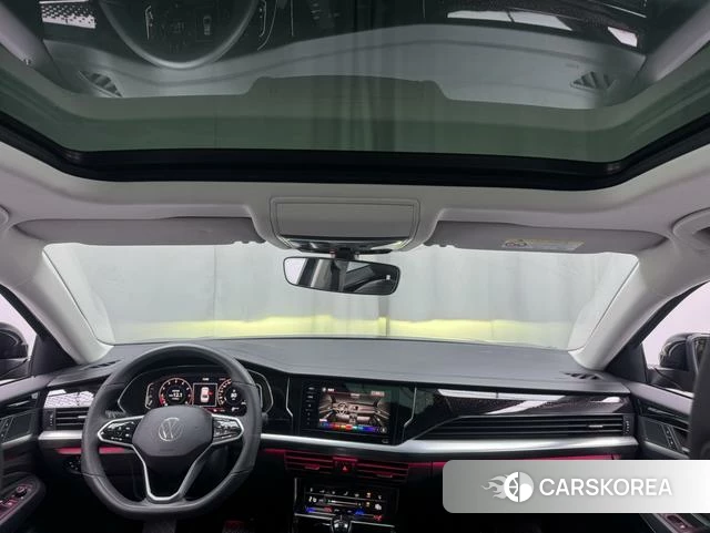 Volkswagen Passat 2024 Черный из Китая