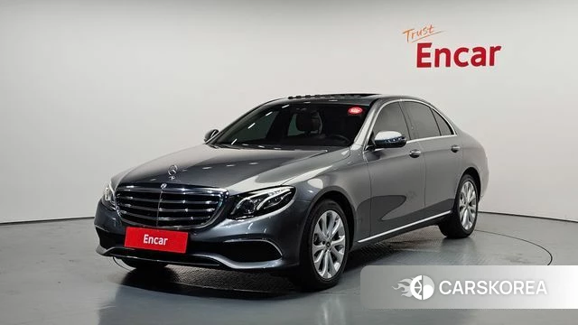 Mercedes-Benz E-Class W213 2019 Серый из Кореи