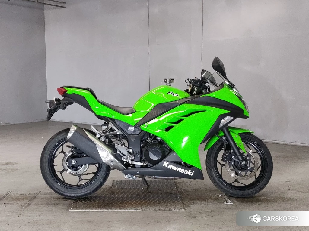 Проданный Kawasaki NINJA 250 2014 из Японии, фото 2