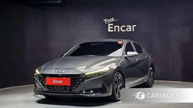 Hyundai Avante (CN7) 2022 Темно-зеленый из Кореи