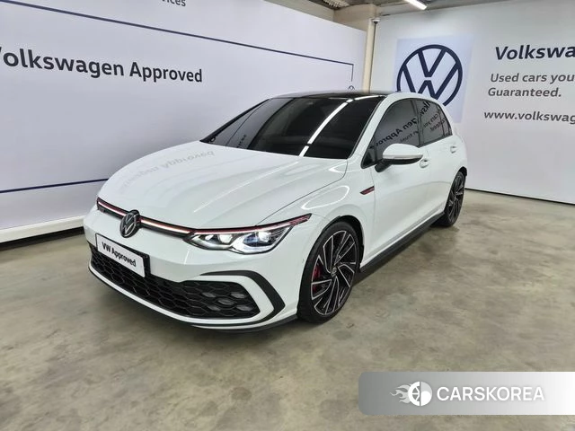 Volkswagen Golf 8th Generation 2024 Белый из Кореи