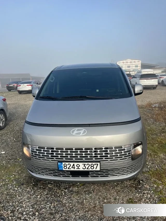 Hyundai Staria 2024 Серебряный из Кореи