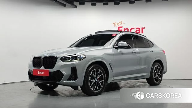 BMW X4 (G02) 2023 Серебристо-серый из Кореи